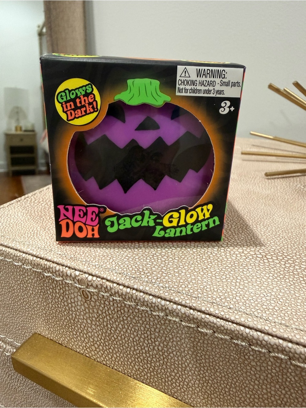 Jack-Glow Lantern Squeezable Plush Toy - Purple